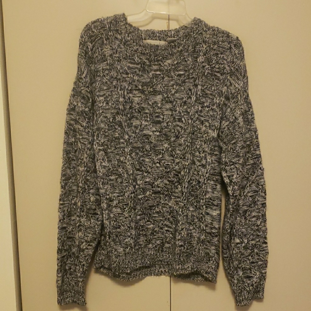 Knit sweater